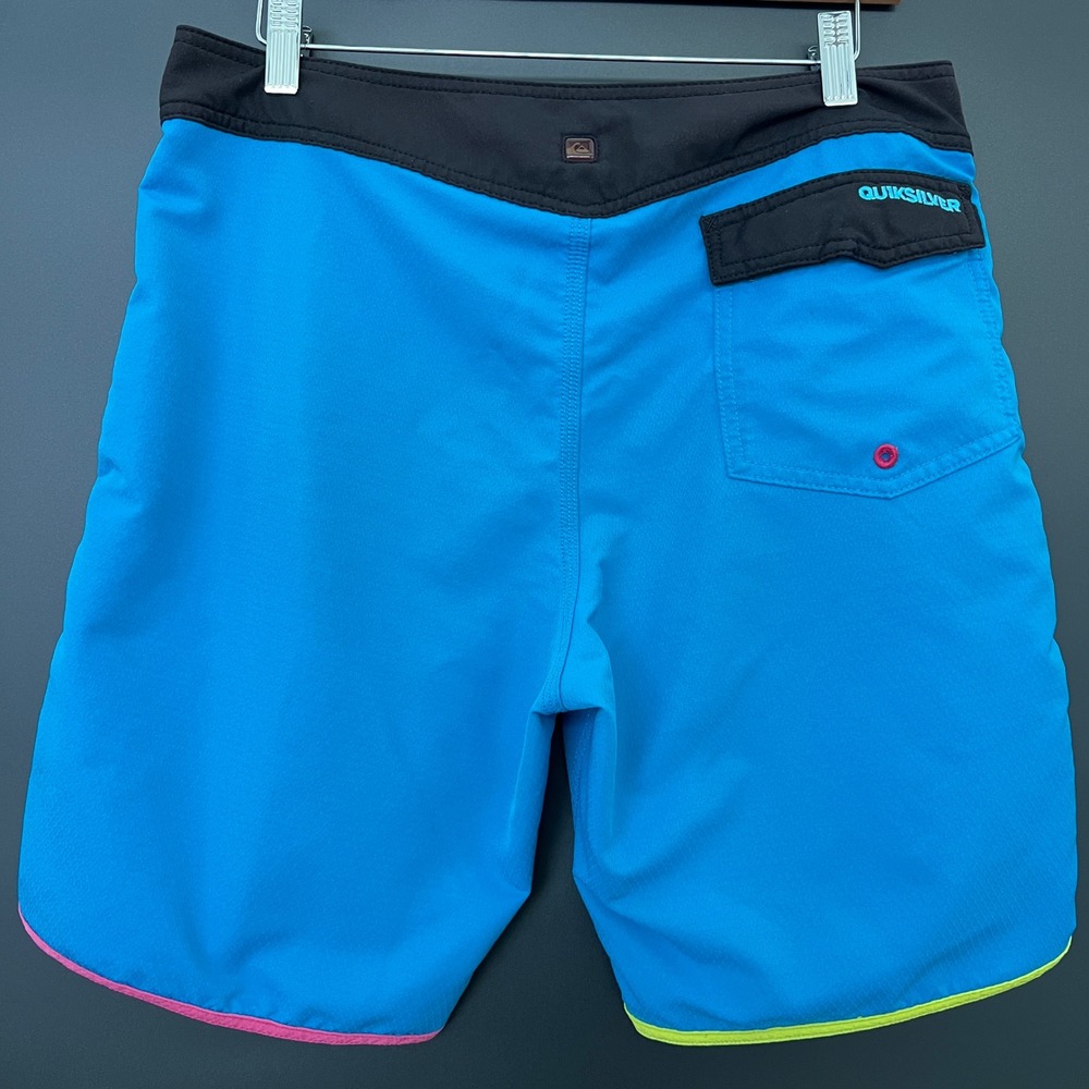 Quiksilver Mens M Loc Scallop Blue Neon Board Shorts Swim Trunks Waist 32 - Picture 5 of 9